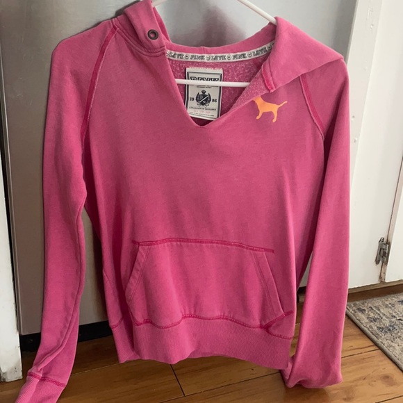 PINK Sweatshirt - Picture 1 of 3